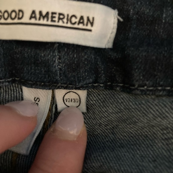 Good American Good Legs Skinny Jeans size 10 - Picture 3 of 7